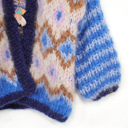 Knitting Kit – Chunky Mohair Jacket Alpine Breeze No.12 (ENG-DE-NL-ES-FR-IT-DA-SV-NO)